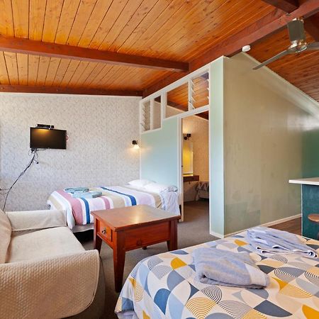 Aaryn Court Motel Роторуа Экстерьер фото