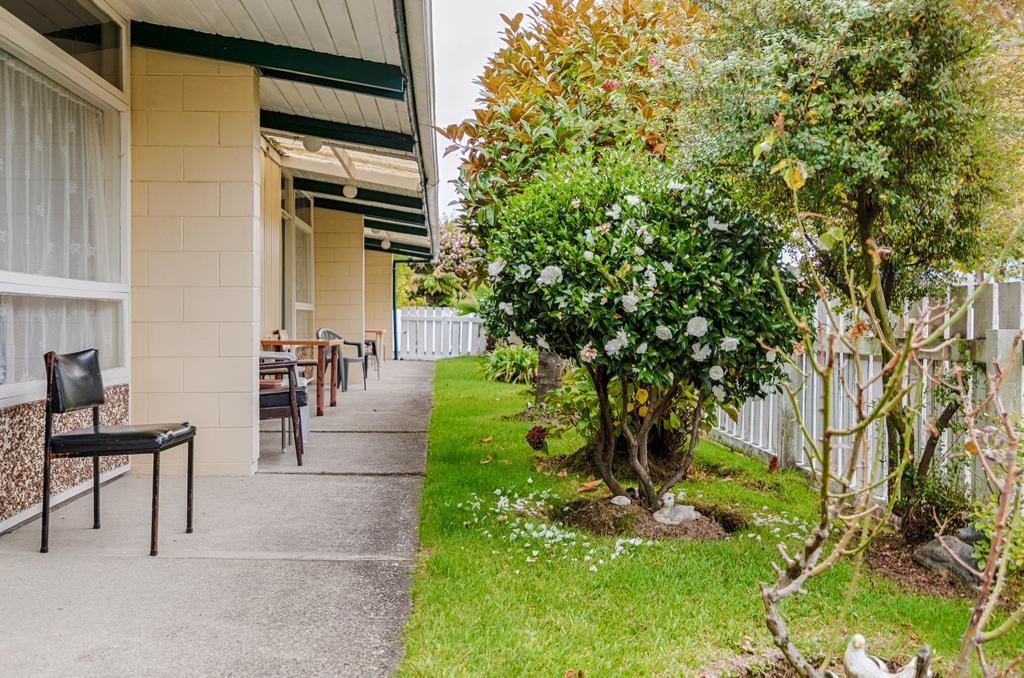 Aaryn Court Motel Роторуа Экстерьер фото